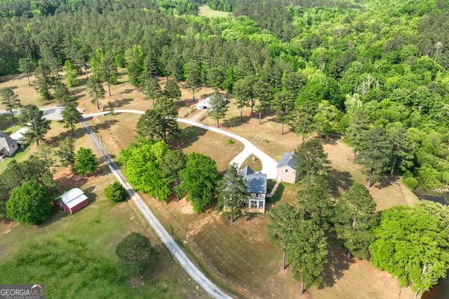 13 Southern Waters Way, Forsyth, GA 31029