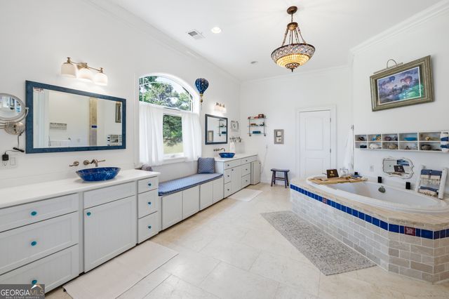 13 Southern Waters Way, Forsyth, GA 31029