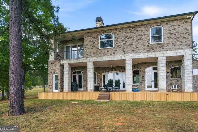 13 Southern Waters Way, Forsyth, GA 31029