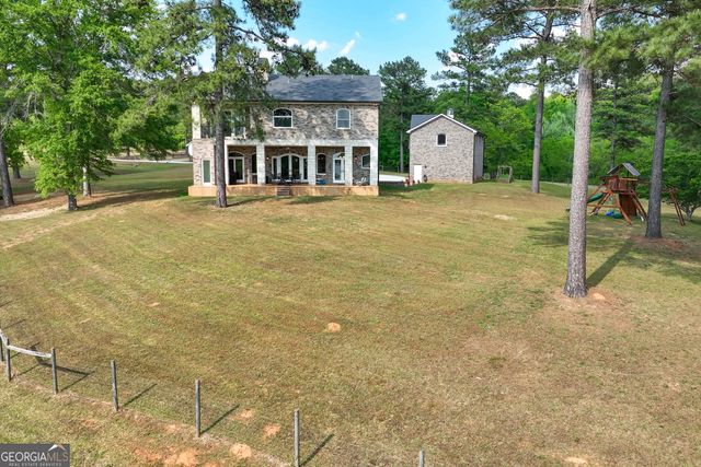 13 Southern Waters Way, Forsyth, GA 31029