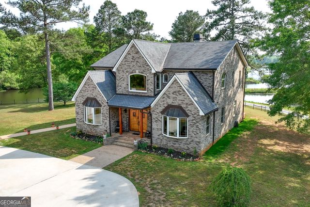 13 Southern Waters Way, Forsyth, GA 31029