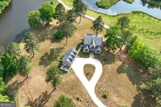 13 Southern Waters Way, Forsyth, GA 31029