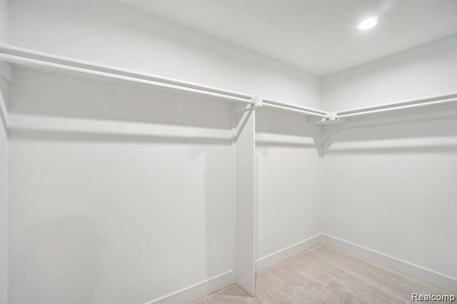 20249 Beacon Way, Northville, MI 48167