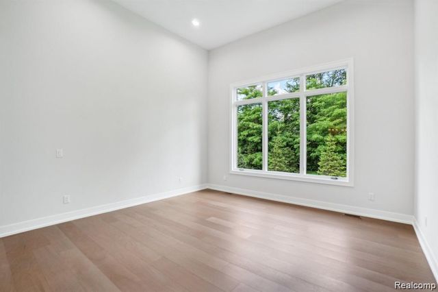 20249 Beacon Way, Northville, MI 48167