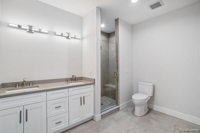 20249 Beacon Way, Northville, MI 48167