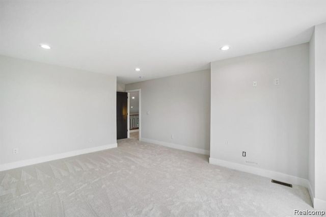 20249 Beacon Way, Northville, MI 48167