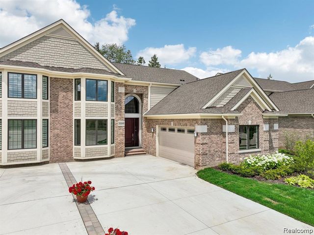 20249 Beacon Way, Northville, MI 48167