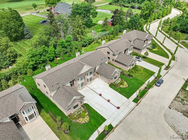 20249 Beacon Way, Northville, MI 48167