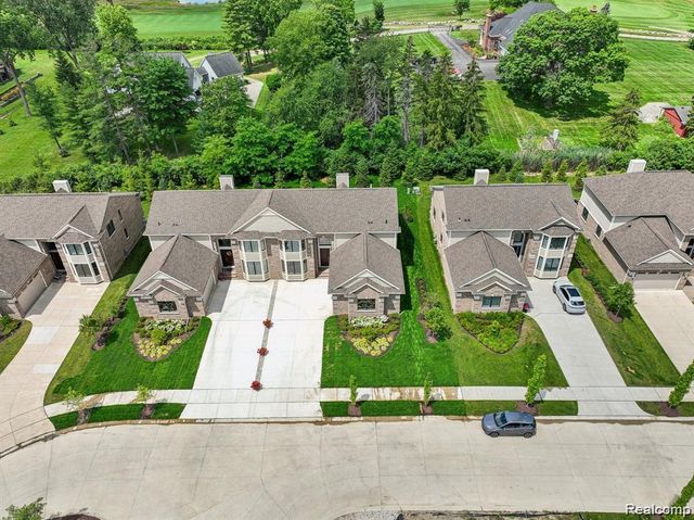20249 Beacon Way, Northville, MI 48167
