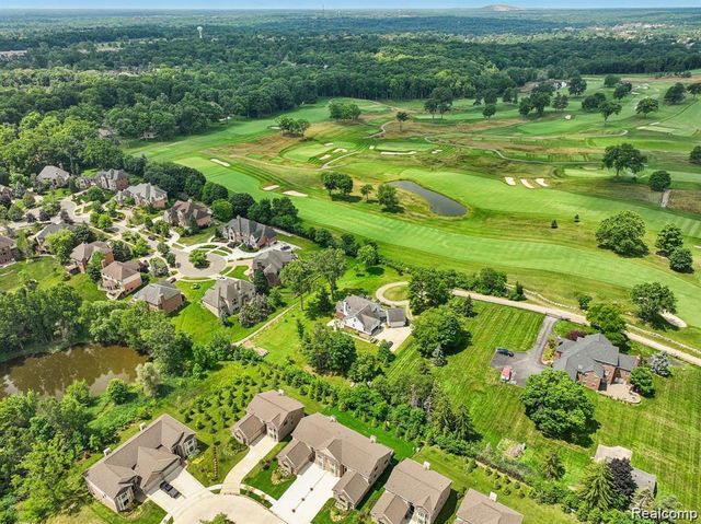 20249 Beacon Way, Northville, MI 48167