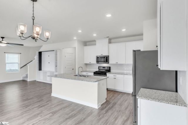 810 Winding Springs Road, Spartanburg, SC 29301