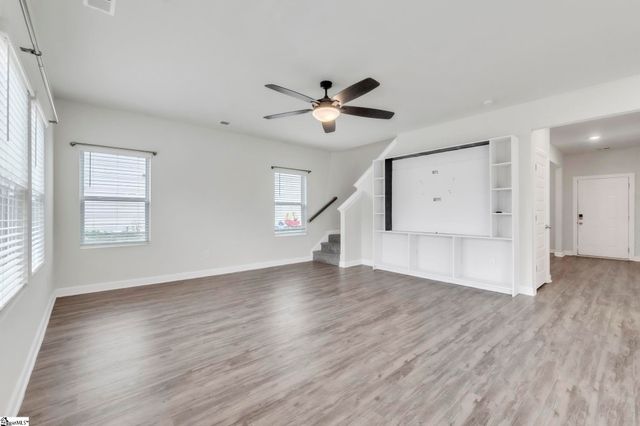 810 Winding Springs Road, Spartanburg, SC 29301