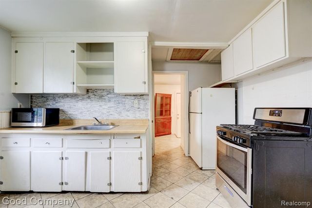 1936 Farrow Street, Ferndale, MI 48220
