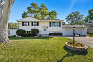 7737 Waite Street, Merrillville, IN 46410