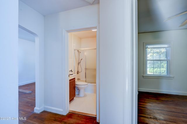 1612 Queen Anne Lane, New Bern, NC 28560