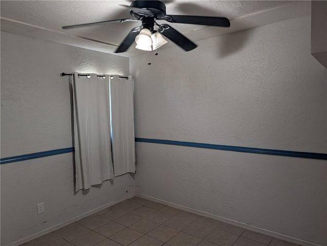 11057 Balsam, Hesperia, CA 92345