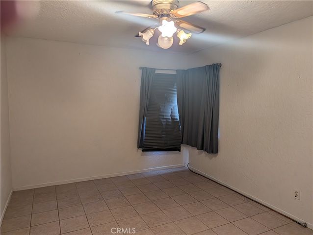 11057 Balsam, Hesperia, CA 92345