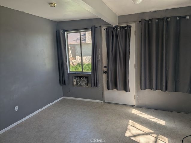 11057 Balsam, Hesperia, CA 92345