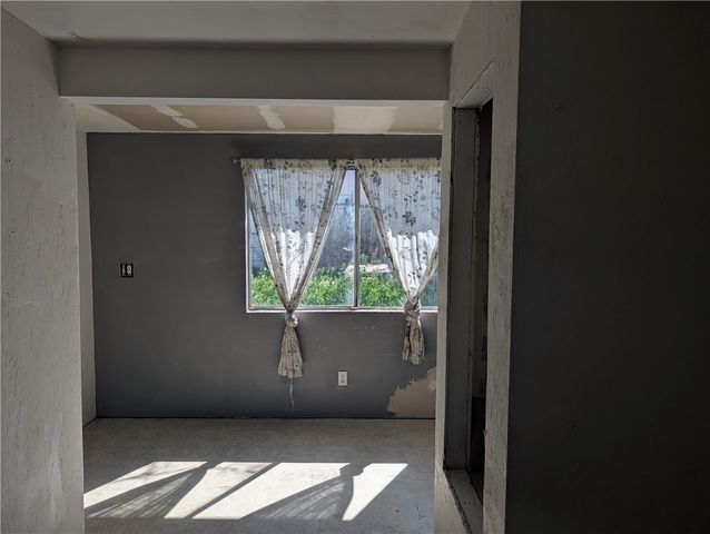 11057 Balsam, Hesperia, CA 92345