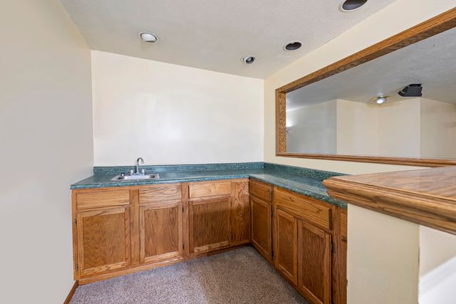 721 High Plains Cir, Maize, KS 67101