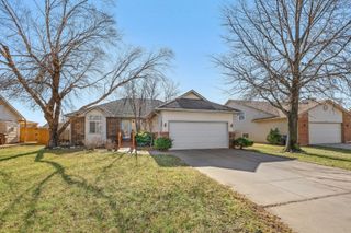 721 High Plains Cir, Maize, KS 67101