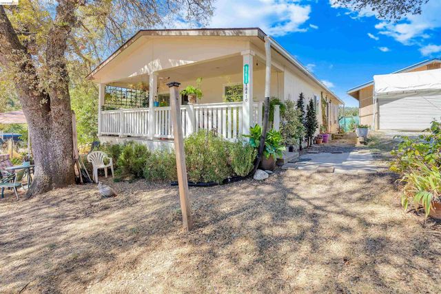 18410 Oak St, Tuolumne, CA 95379