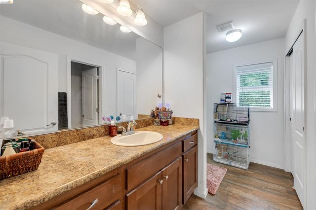 18410 Oak St, Tuolumne, CA 95379