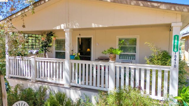 18410 Oak St, Tuolumne, CA 95379
