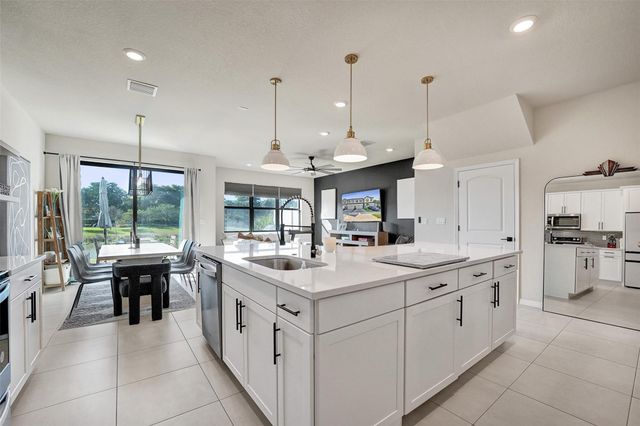 2118 Appleton Circle, Fort Lauderdale, FL 33309