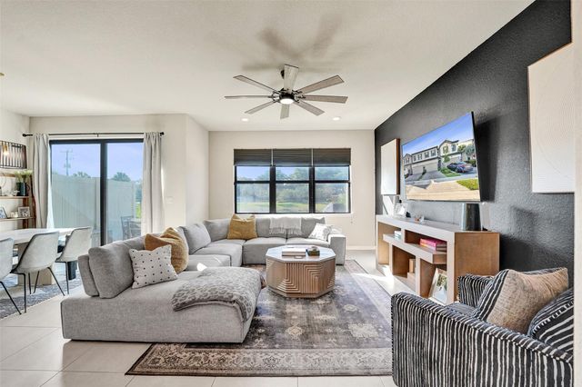 2118 Appleton Circle, Fort Lauderdale, FL 33309