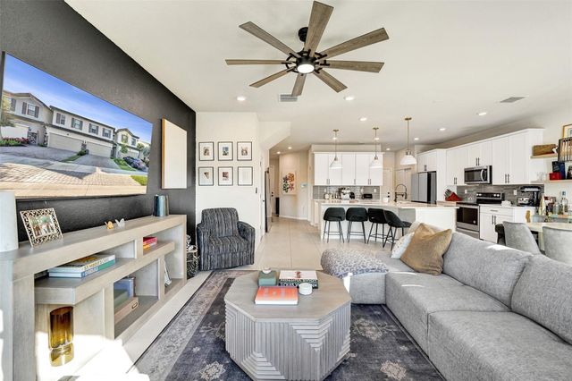 2118 Appleton Circle, Fort Lauderdale, FL 33309