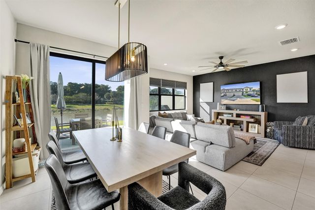 2118 Appleton Circle, Fort Lauderdale, FL 33309