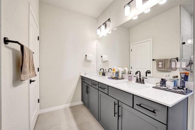 2118 Appleton Circle, Fort Lauderdale, FL 33309