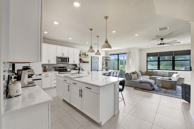 2118 Appleton Circle, Fort Lauderdale, FL 33309