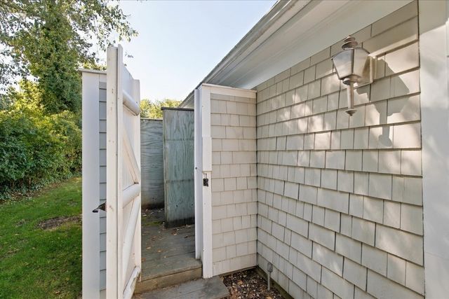 109 Greenland Cir, Dennis, MA 02660