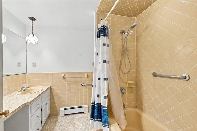 109 Greenland Cir, Dennis, MA 02660