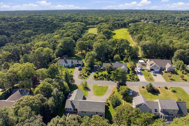 109 Greenland Cir, Dennis, MA 02660