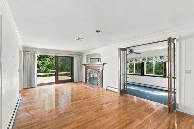 109 Greenland Cir, Dennis, MA 02660