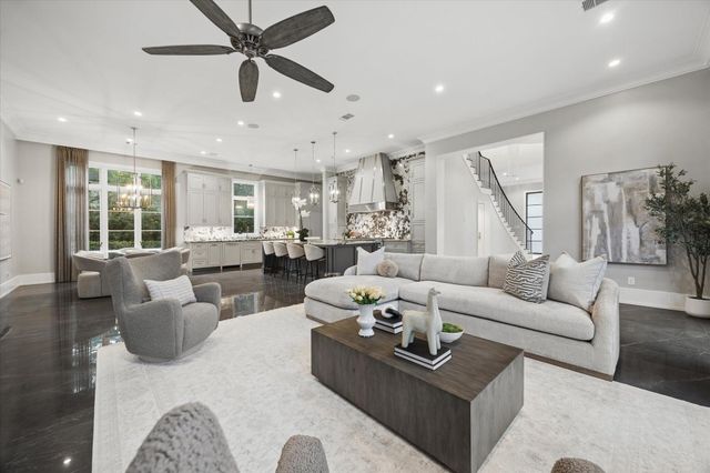 3851 Chevy Chase Drive, Houston, TX 77019