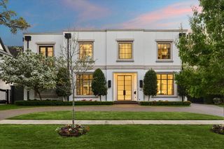 3851 Chevy Chase Drive, Houston, TX 77019