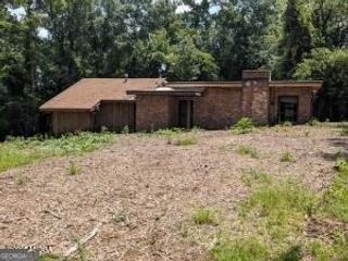 1835 Upper River Road, Macon, GA 31211