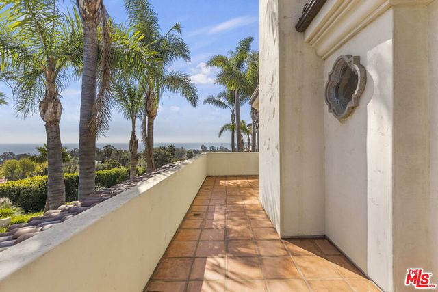 27364 Winding Way, Malibu, CA 90265