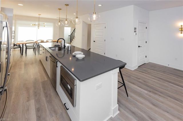 957 Pacific AVE, Virginia Beach, VA 23451