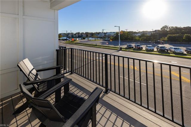 957 Pacific AVE, Virginia Beach, VA 23451