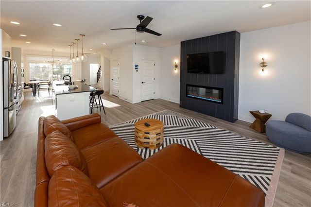 957 Pacific AVE, Virginia Beach, VA 23451