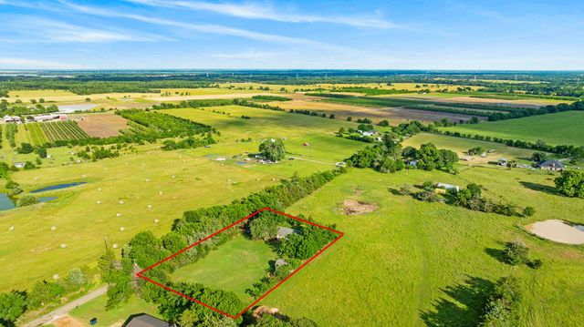 1982 County Road 1415, Bonham, TX 75418