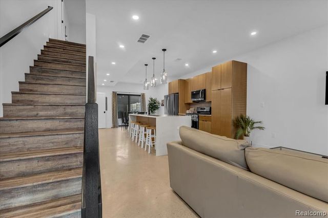 7536 Churchill Street, Detroit, MI 48206