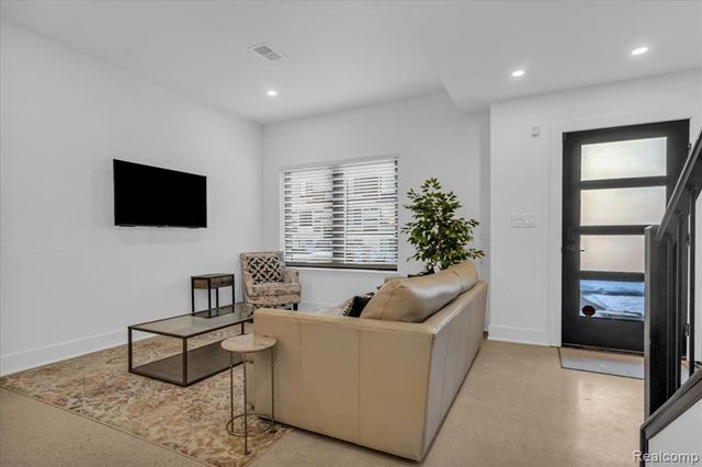 7536 Churchill Street, Detroit, MI 48206