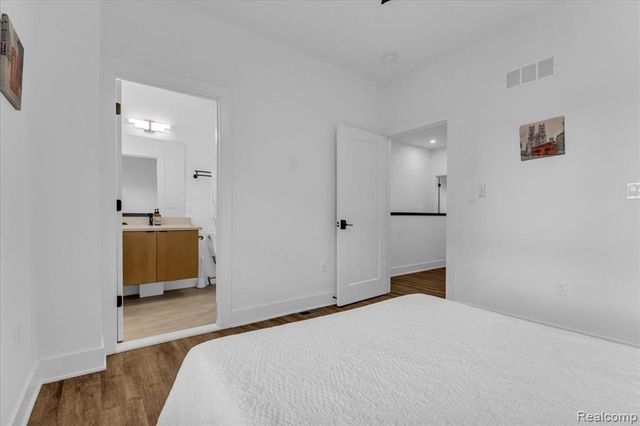 7536 Churchill Street, Detroit, MI 48206