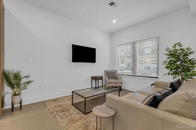 7536 Churchill Street, Detroit, MI 48206